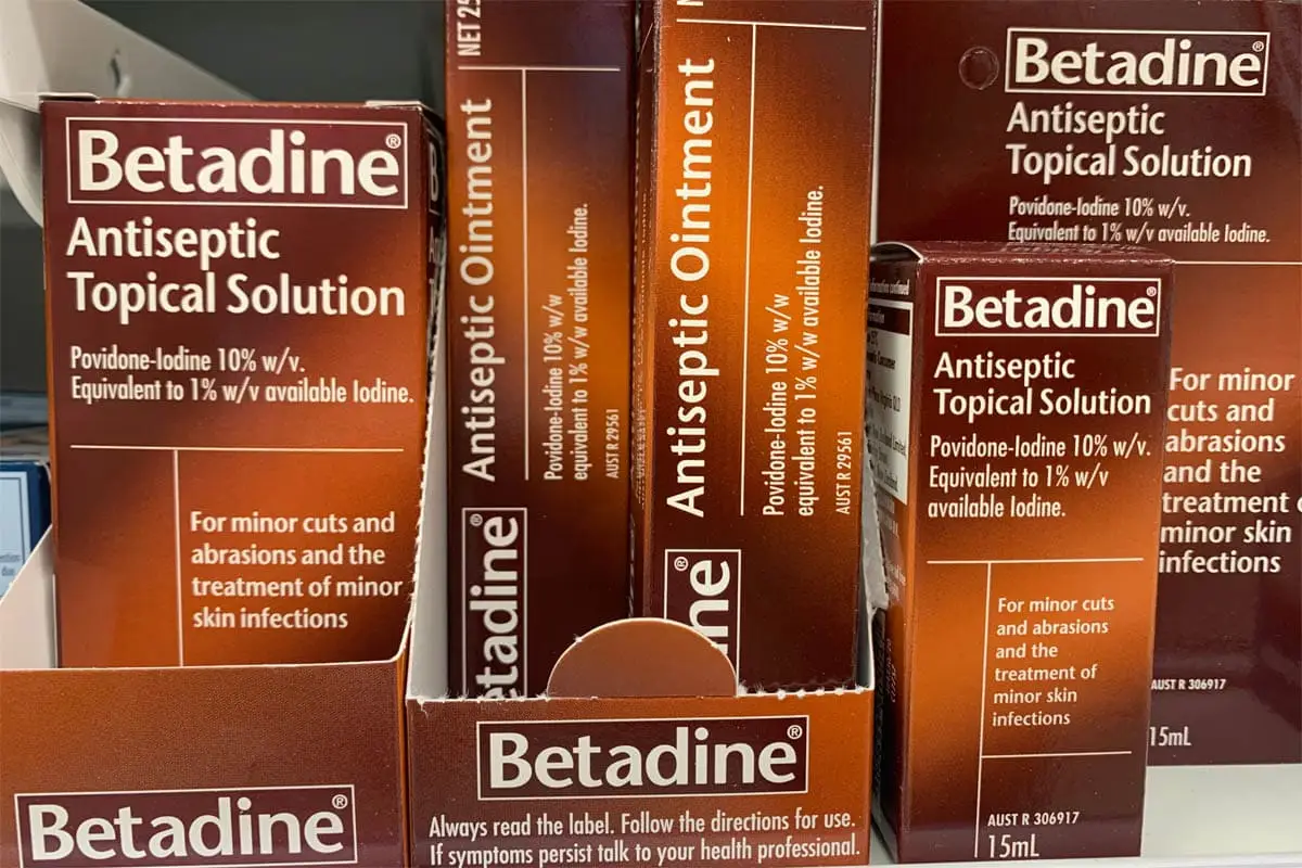 Can you use Betadine on cats?