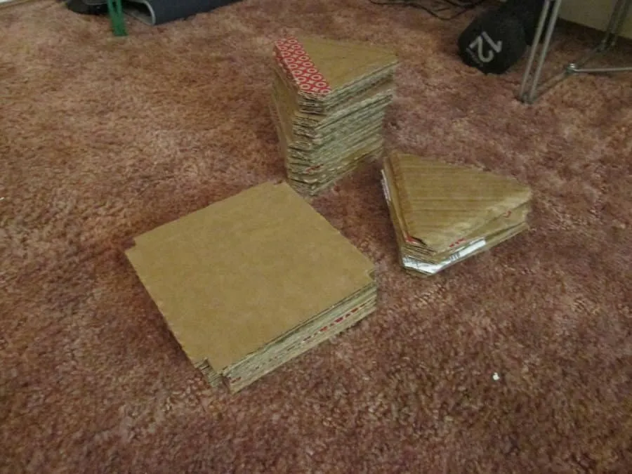 Kako narediti mačjo jamo naredi sam iz kartona [Vodnik po korakih]