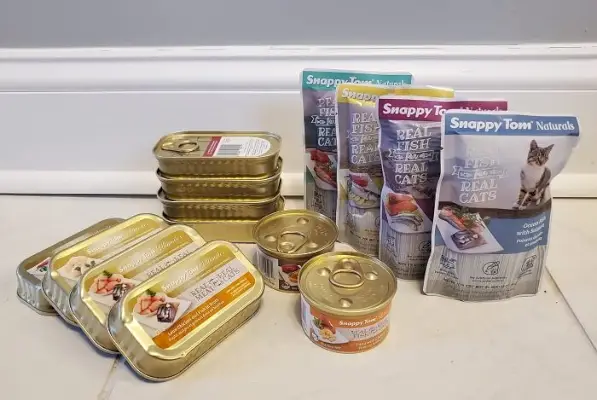 Snappy Tom Cat Food Review