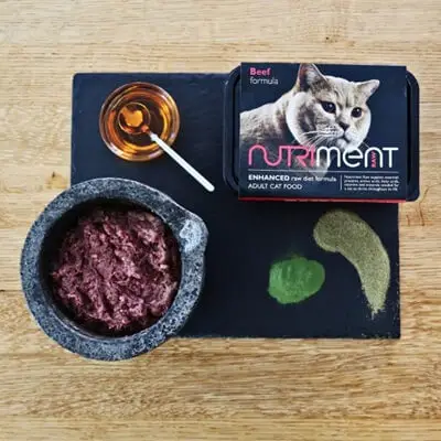 Nutriment Beef Formula Ulepszona formuła surowej diety dla dorosłych kotów