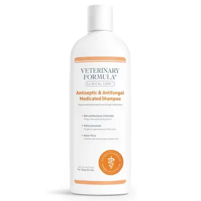 Shampoo anti-séptico e antifúngico Vet Formula Clinical Care