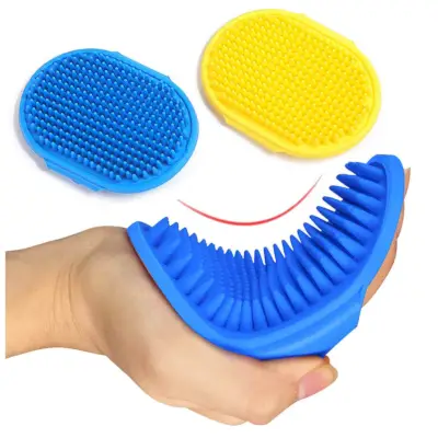 Wagging Pet Shampoo Brush