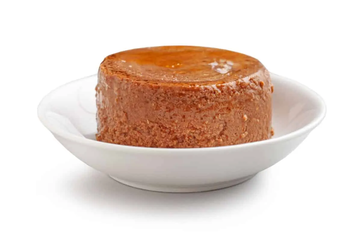 Странични продукти в котешка храна [Екологичен избор за вашето коте]