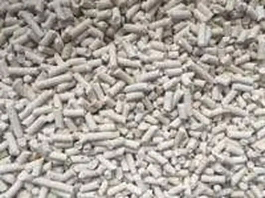 Clumping corn litter