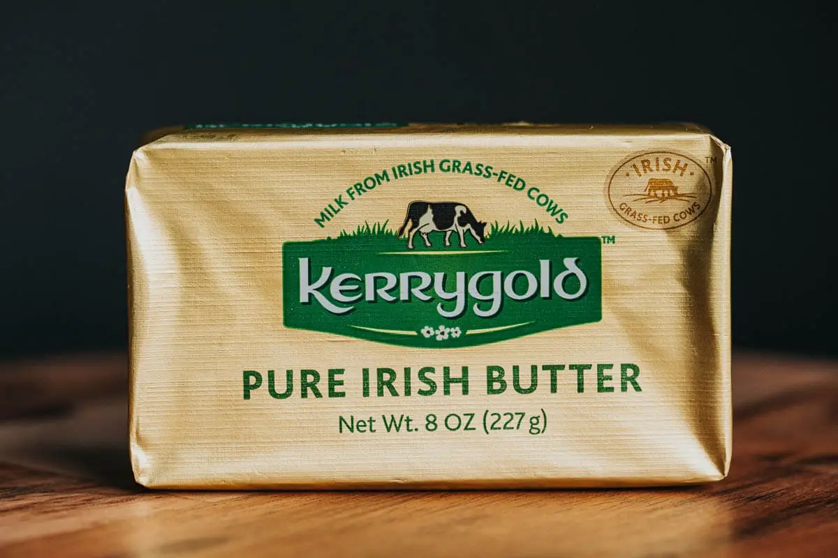 Cats can eat butter