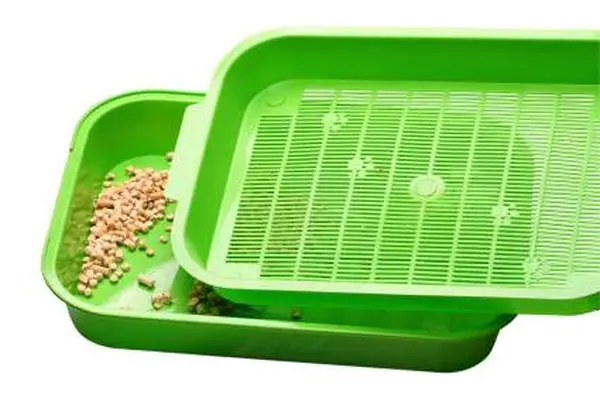 Litter tray