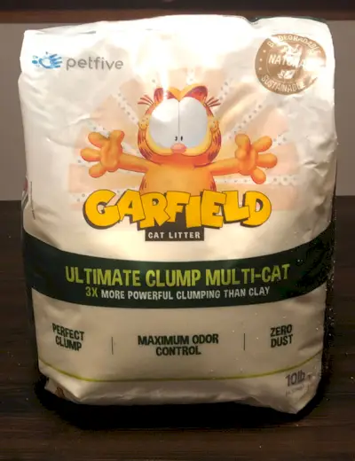 هناك مجموعة أخرى متنوعة من Garfield Cat Litter وهي تركيبة Ultimate Clump Multi-Cat.