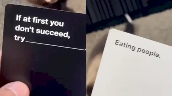 Pokiaľ ide o Cards Against Humanity, Noelle neťahá. / Bap.kat